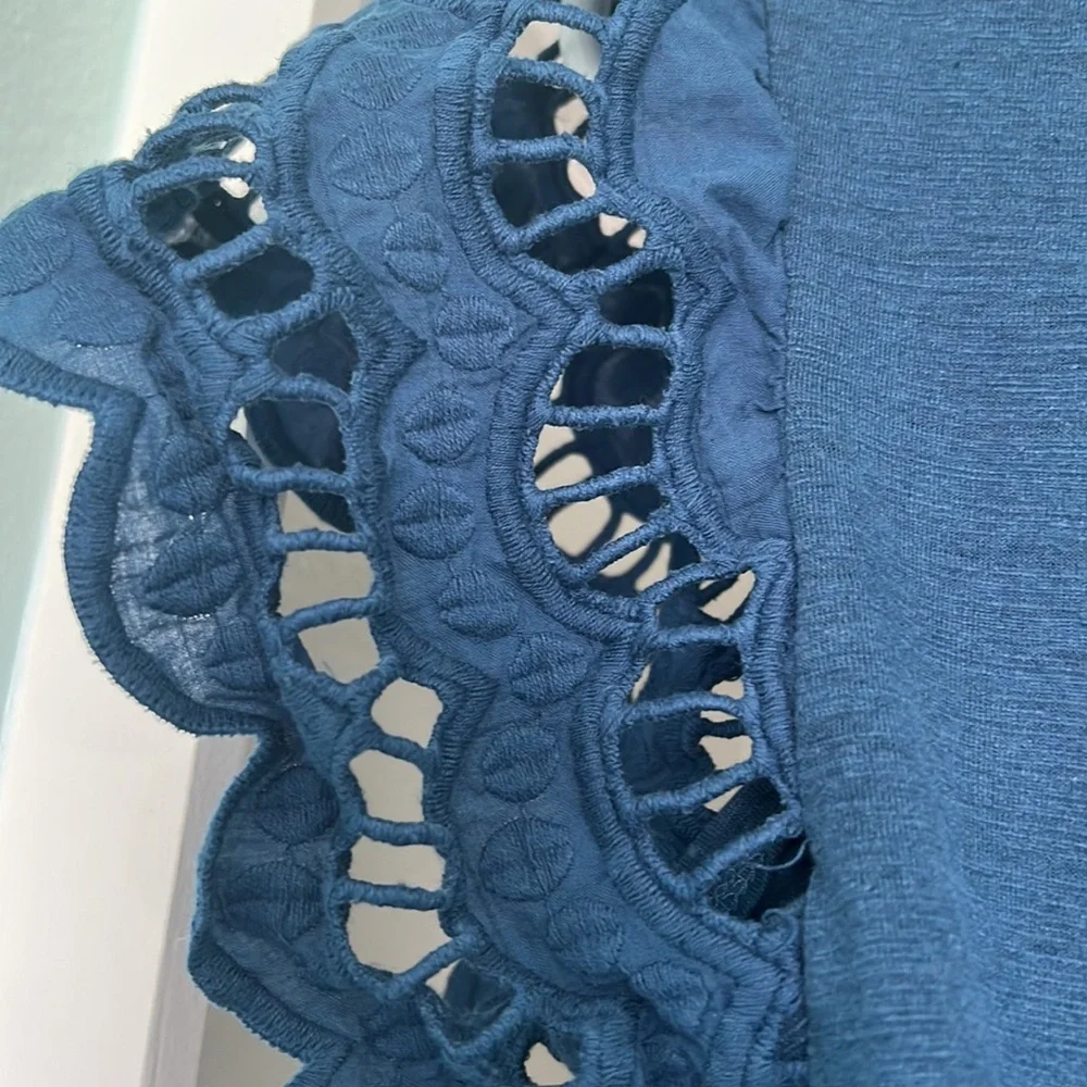 Love on a hanger tee sz S - Picture 4 of 7